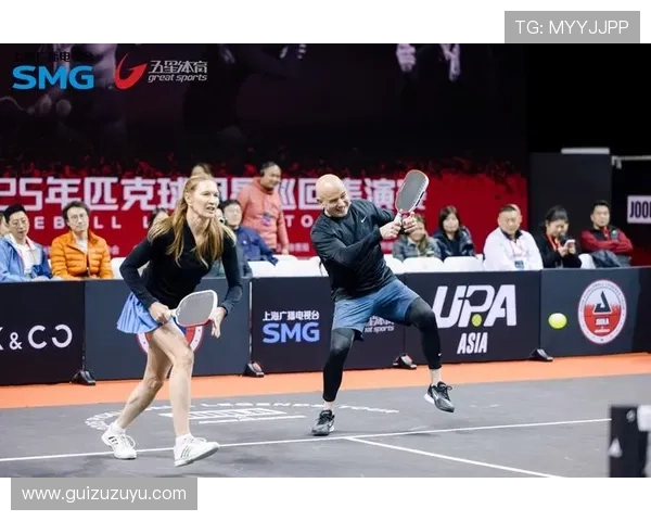 网球巨星复出之战引爆热议 球迷期待新赛季精彩对决