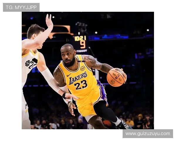 詹姆斯领衔湖人新赛季备战 关键球员伤情更新影响球队前景